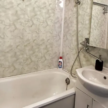 однокомнатная с новым ремонтом Apartmán Ahtme