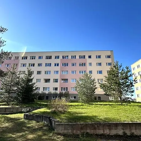однокомнатная с новым ремонтом Apartmán