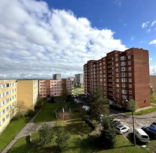 однокомнатная с новым ремонтом * Ahtme